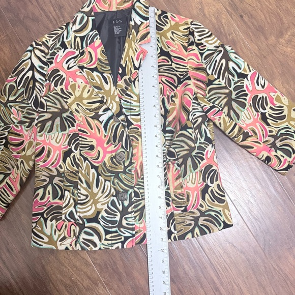 Colorful Leaf Pattern Blazer - Picture 12 of 13